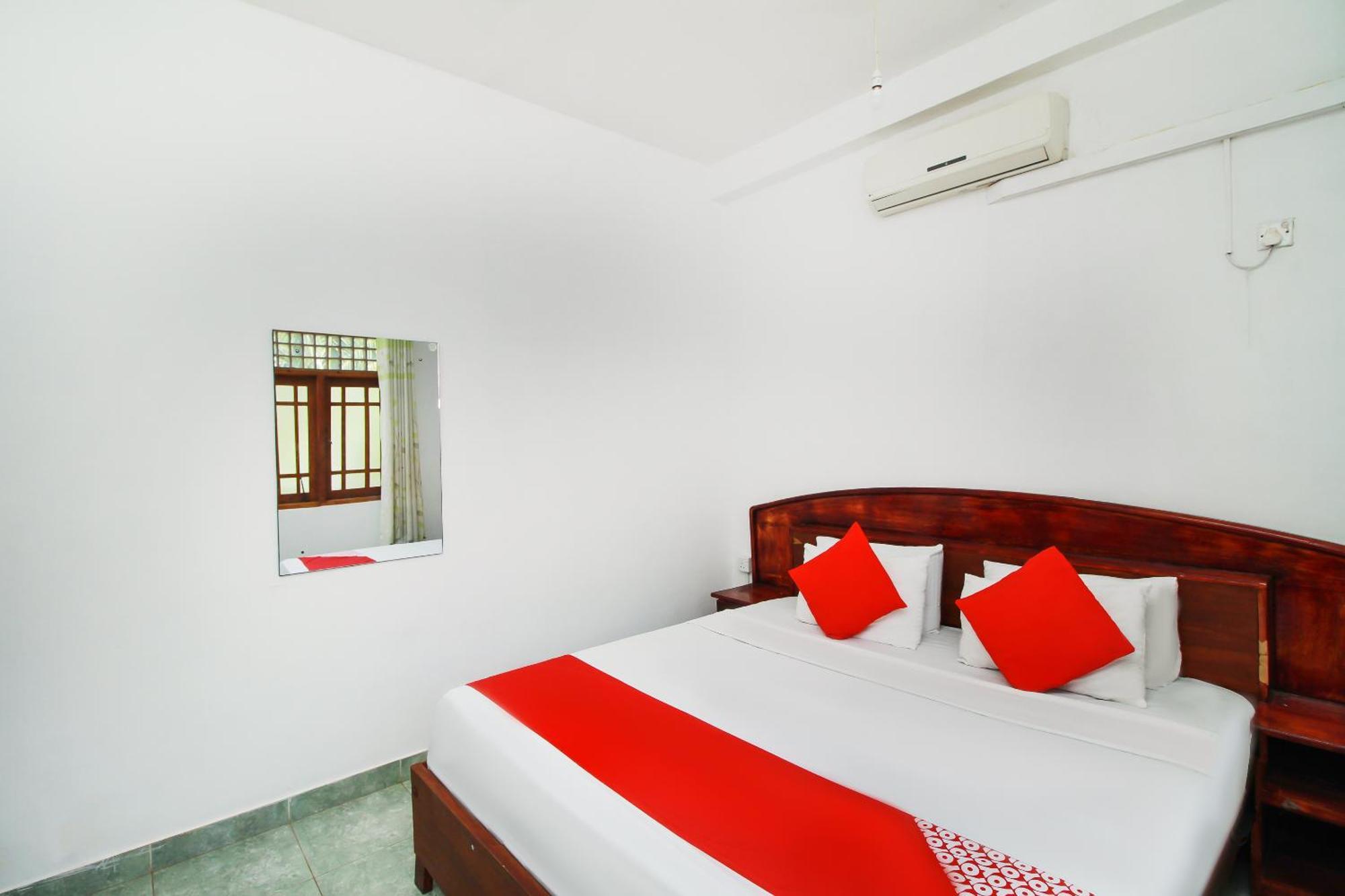 Airport Green View Resort Andiambalama Exterior foto