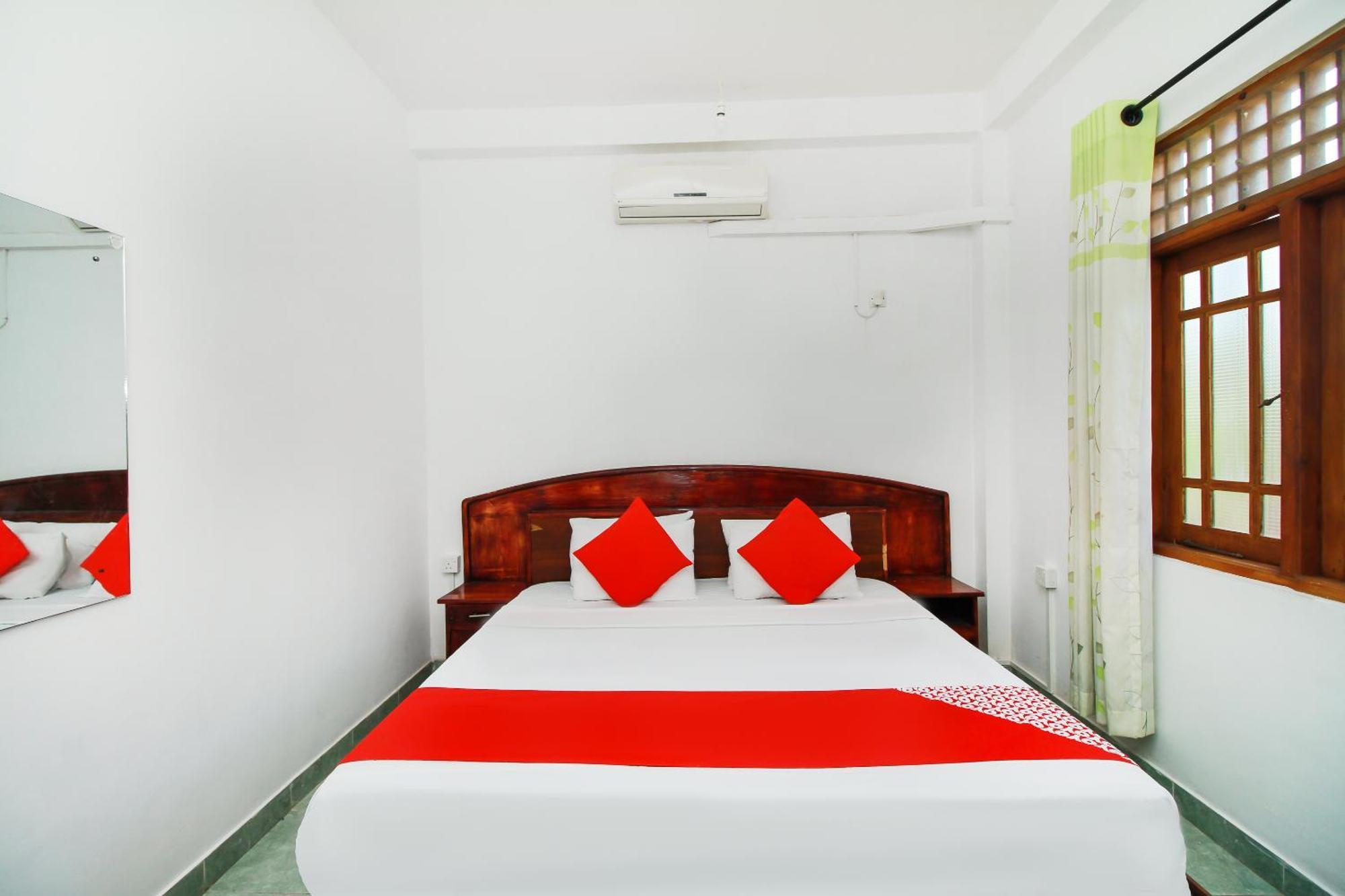 Airport Green View Resort Andiambalama Exterior foto