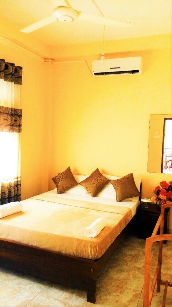 Airport Green View Resort Andiambalama Exterior foto