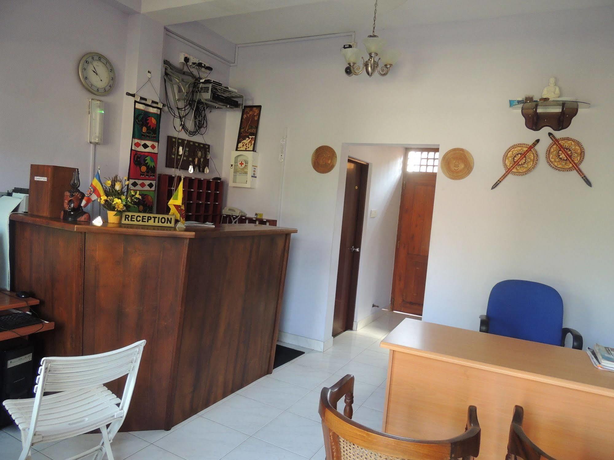 Airport Green View Resort Andiambalama Exterior foto